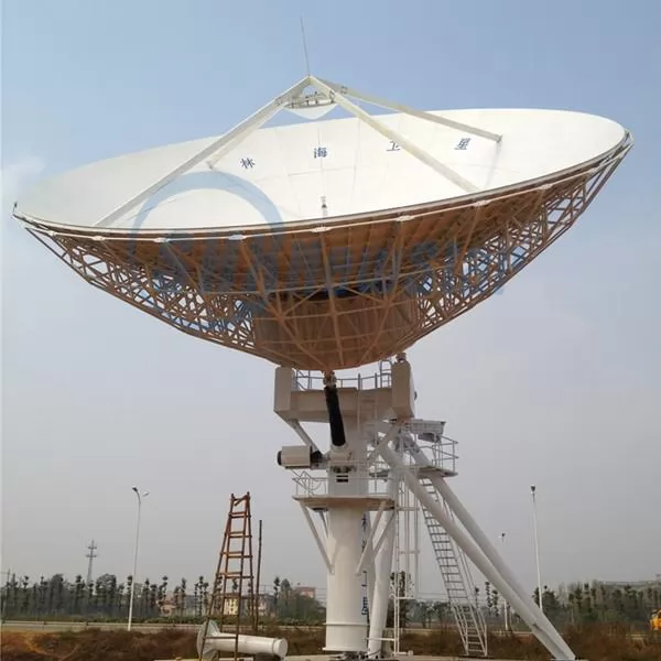 antena de estación terrena